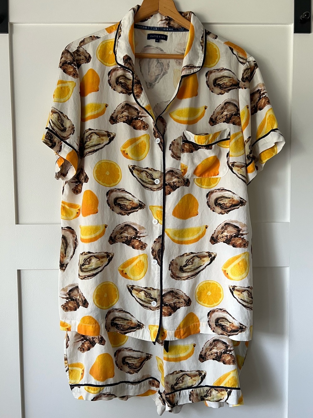 The World Is Your Oyster Pajama Shorts Set XL